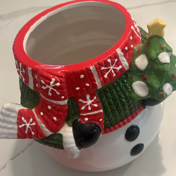 NEW Kringle's Kitchen large Snowman โ๏ธ cookie/treat jar 11.75" tall x 7.5" - Picture 7 of 8